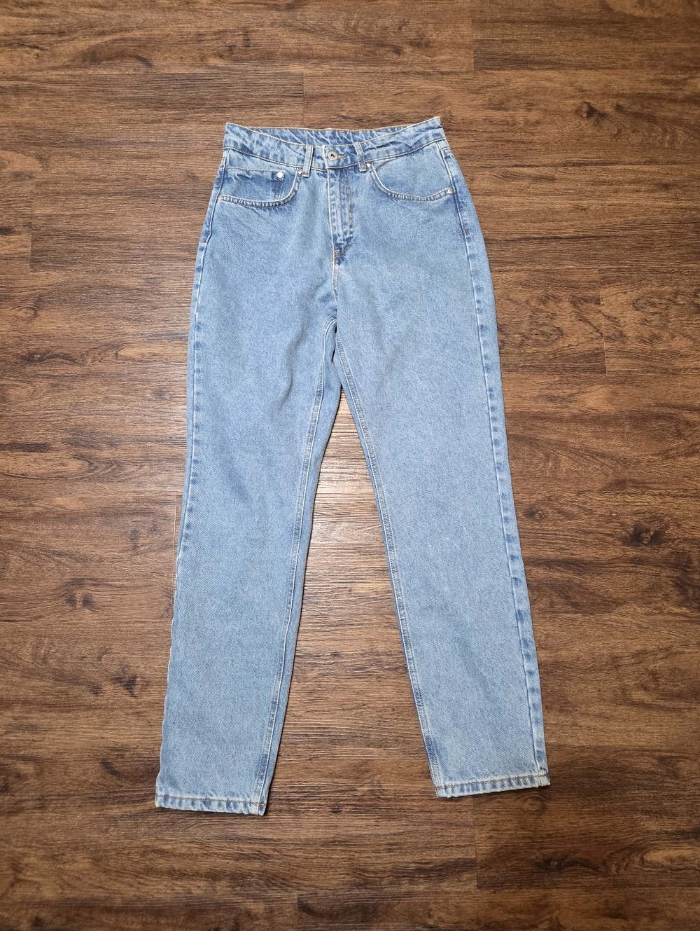 The Ragged Priest Butt Cut Mom Jeans 28 NWT